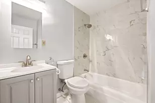 101 Waite St, Malden, MA 02418 - Photo 14