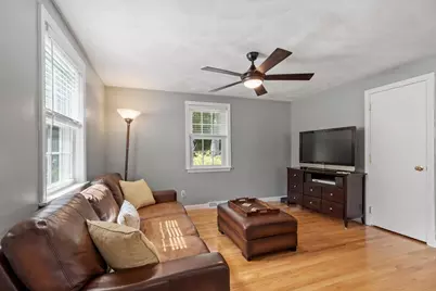 11 Nottingham Lane, Haverhill, MA 01835 - Photo 8