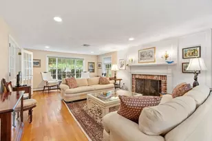 19 Huntingdon Rd, Lynnfield, MA 01940 - Photo 12