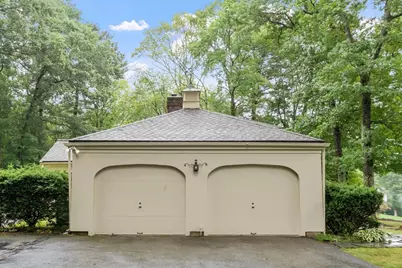 19 Huntingdon Rd., Lynnfield, MA 01940 - Photo 4