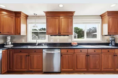29 Wright Cir, Attleboro, MA 02703 - Photo 6