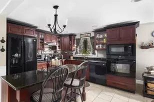 560 Allen Ave, North Attleboro, MA 02760 - Photo 10