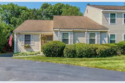 207 Mechanic St #207, Canton, MA 02021 - Photo 2