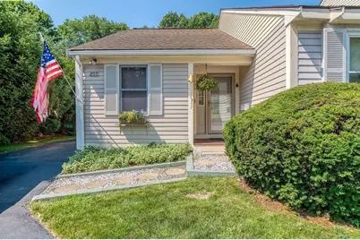 207 Mechanic St #207, Canton, MA 02021 - Photo 4