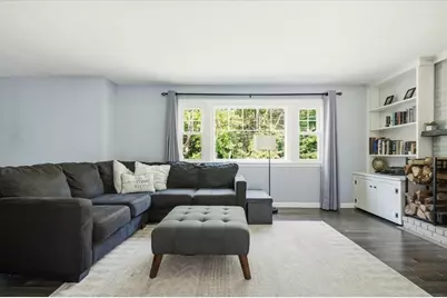 10 Buttonwood Rd, Amesbury, MA 01913 - Photo 6