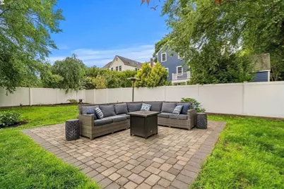 88 Elm St, Milton, MA 02186 - Photo 36