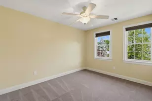 21 Manchester Pl, Natick, MA 01760 - Photo 24