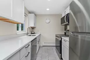 208 Bishop Dr, Framingham, MA 01702 - Photo 6