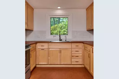 60 Clark Ave., Northampton, MA 01060 - Photo 6