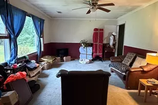 899 Plymouth St, Middleborough, MA 02346 - Photo 16