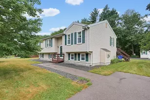 99 Wren St, Taunton, MA 02718 - Photo 2