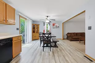 99 Wren St, Taunton, MA 02718 - Photo 16