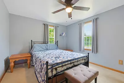 99 Wren St, Taunton, MA 02718 - Photo 32