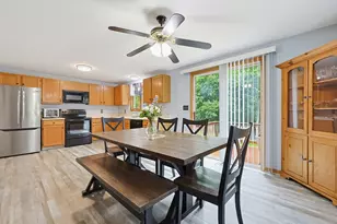 99 Wren St, Taunton, MA 02718 - Photo 18