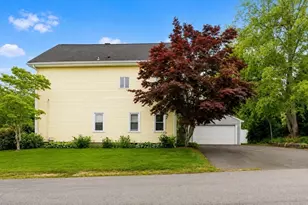 90 Oak St, Middleborough, MA 02346 - Photo 2