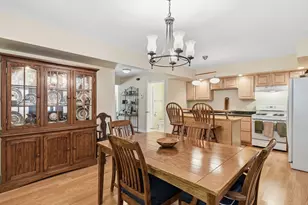 77 Ellen St, Leominster, MA 01453 - Photo 18