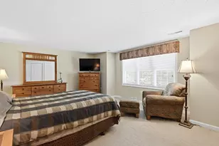 77 Ellen St, Leominster, MA 01453 - Photo 24