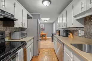 220 Bedford St, Bridgewater, MA 02324 - Photo 12