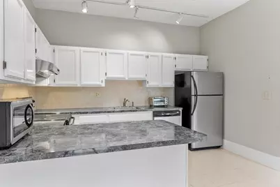 54 Forest St #412, Medford, MA 02155 - Photo 6