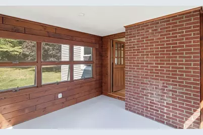 31 Carlisle St, Chelmsford, MA 01824 - Photo 24