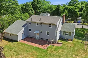 31 Carlisle St, Chelmsford, MA 01824 - Photo 8