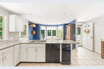 4 Maryalice Way #4, Mansfield, MA 02048 - Photo 2