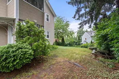 45-47 Janet St, West Springfield, MA 01089 - Photo 32