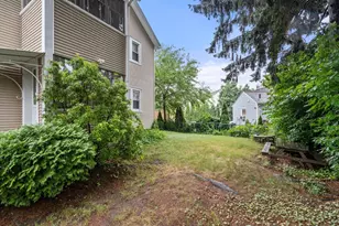 45-47 Janet St, West Springfield, MA 01089 - Photo 32