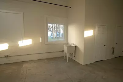 37 Franklin Street, Leominster, MA 01453 - Photo 6