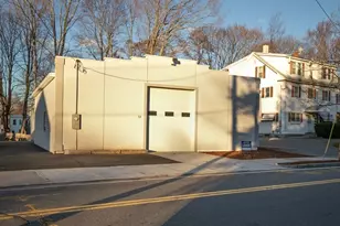 37 Franklin St, Leominster, MA 01453 - Photo 1