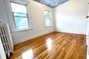 200 Maple St, Boston, MA 02132 - Photo 10
