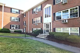 7 Tara Dr, Weymouth, MA 02188 - Photo 2