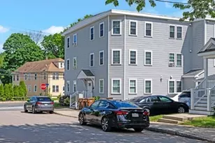 2 Coburn St, Framingham, MA 01702 - Photo 4