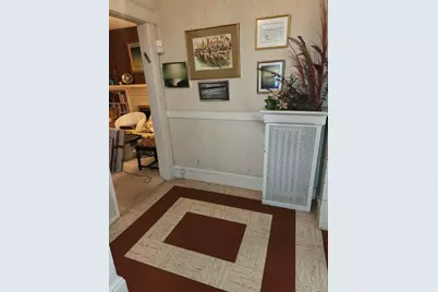 58 Rockland St, Springfield, MA 01118 - Photo 6