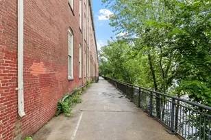 35 Riverwalk Way, Lowell, MA 01854 - Photo 22