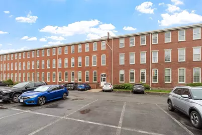 35 Riverwalk Way #R115, Lowell, MA 01854 - Photo 4