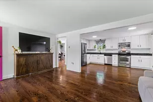 17 Merriam District, Oxford, MA 01537 - Photo 4
