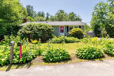17 Merriam District, Oxford, MA 01537 - Photo 2