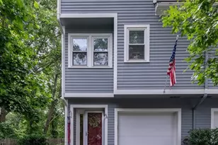 4 Arnold Dr, Salem, MA 01970 - Photo 2
