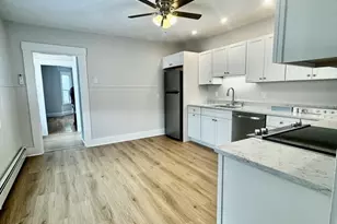 85 Pine St, Waltham, MA 02453 - Photo 6