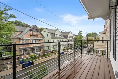 22 Charnwood Rd #2, Somerville, MA 02144 - Photo 8
