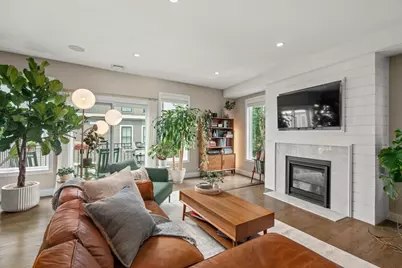 15 Wendeller St #2, Boston, MA 02127 - Photo 6