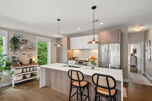 15 Wendeller St, Boston, MA 02127 - Photo 8
