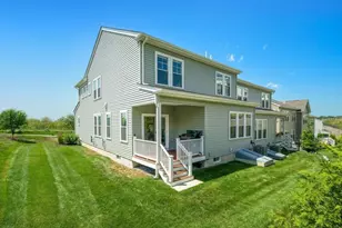 22 Archer Dr, Woburn, MA 01801 - Photo 28