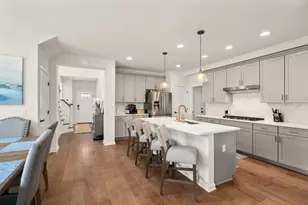 22 Archer Dr, Woburn, MA 01801 - Photo 6