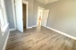 234 W 6th St, Lowell, MA 01850 - Photo 12