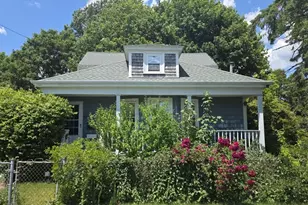 39 Frederick St, New Bedford, MA 02744 - Photo 2