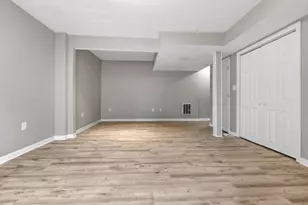 20 Otis St, Wakefield, MA 01880 - Photo 14
