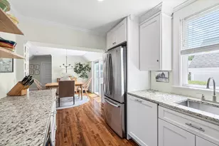 5 Franklin St, Dartmouth, MA 02748 - Photo 6