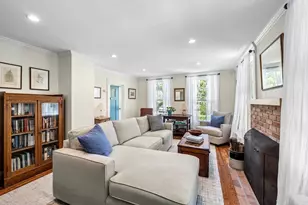 5 Franklin St, Dartmouth, MA 02748 - Photo 2